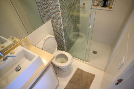 Apartamento à venda com 96m², 2 quartos e 2 vagasBanheiro Social