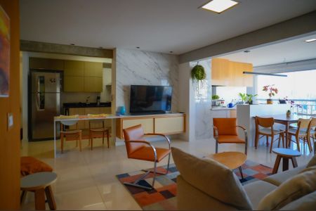 Sala de apartamento à venda com 2 quartos, 96m² em Vila Brasilio Machado, São Paulo