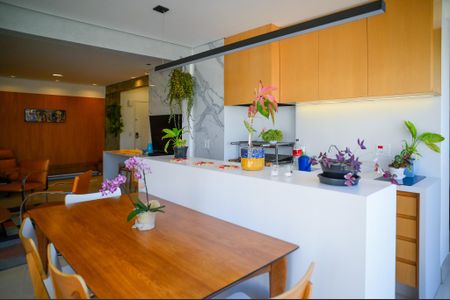 Varanda de apartamento à venda com 2 quartos, 96m² em Vila Brasilio Machado, São Paulo