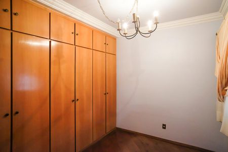 Apartamento à venda com 205m², 4 quartos e 3 vagasQuarto 1