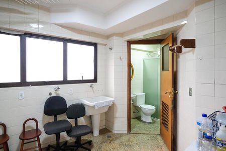 Apartamento à venda com 205m², 4 quartos e 3 vagasÁrea de serviço