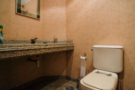 Apartamento à venda com 205m², 4 quartos e 3 vagasLavabo