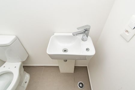 Apartamento à venda com 52m², 1 quarto e sem vagaBanheiro