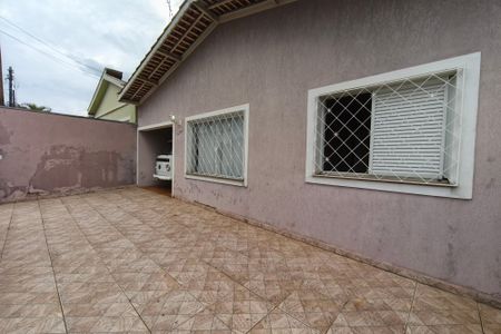 Casa à venda com 172m², 4 quartos e 1 vagaQuintal - Garagem