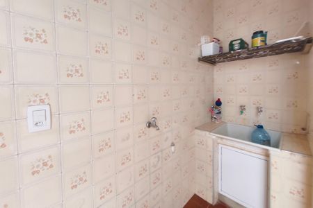 Casa à venda com 172m², 4 quartos e 1 vagaÁrea de Serviço