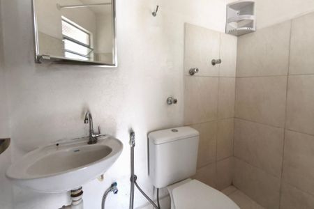 Casa à venda com 172m², 4 quartos e 1 vagaEdícula - Banheiro