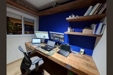 Apartamento à venda com 4 quartos, 136m² em Vila Anastácio, São Paulo