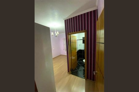 Casa à venda com 3 quartos, 450m² em Vila Invernada, São Paulo