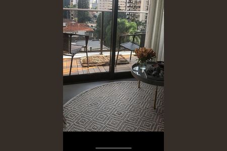 Apartamento à venda com 1 quarto, 58m² em Cambuí, Campinas