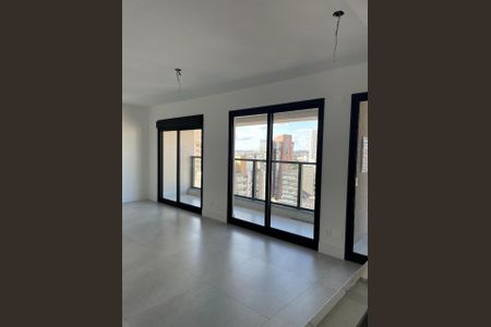 Apartamento à venda com 1 quarto, 57m² em Cambuí, Campinas