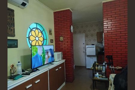 Casa à venda com 4 quartos, 252m² em Jardim Lindóia, Porto Alegre