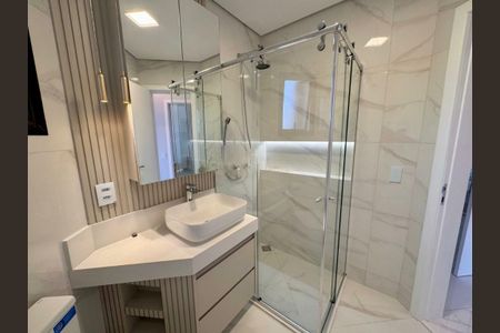 Apartamento à venda com 72m², 2 quartos e 1 vaga