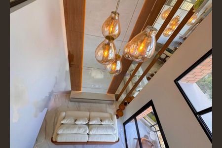 Apartamento à venda com 72m², 2 quartos e 1 vaga