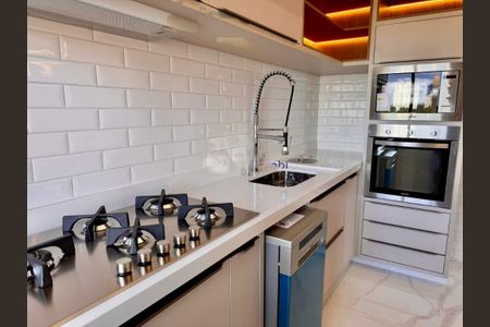 Apartamento à venda com 72m², 2 quartos e 1 vaga