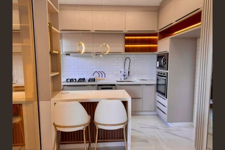 Apartamento à venda com 72m², 2 quartos e 1 vaga