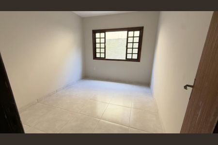 Casa à venda com 2 quartos, 160m² em Itaipu, Niterói