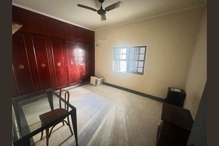 Casa à venda com 5 quartos, 257m² em Icaraí, Niterói