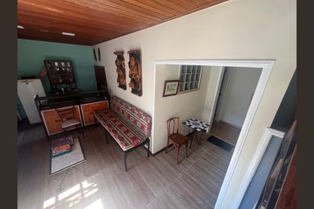 Casa à venda com 5 quartos, 257m² em Icaraí, Niterói