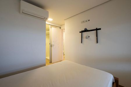 Apartamento à venda com 85m², 2 quartos e 2 vagas Apartamento à venda com 85m², 2 quartos e 2 vagasSuíte