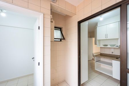 Apartamento à venda com 95m², 3 quartos e 2 vagasÁrea de Serviço