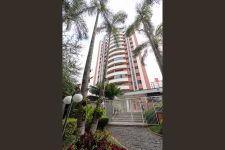 Apartamento à venda com 95m², 3 quartos e 2 vagasFachada