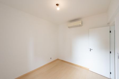 Apartamento à venda com 95m², 3 quartos e 2 vagasQuarto 2