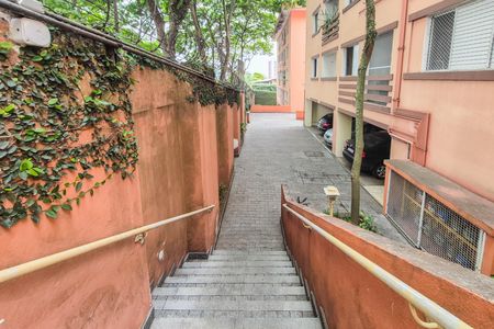 Apartamento para alugar com 65m², 2 quartos e 1 vagaCondomínio