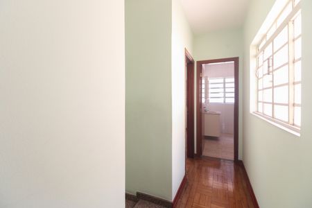 Casa para alugar com 200m², 4 quartos e 2 vagasCorredor