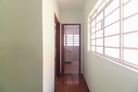Casa para alugar com 200m², 4 quartos e 2 vagasCorredor