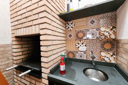 Casa à venda com 311m², 2 quartos e 2 vagas Casa à venda com 311m², 2 quartos e 2 vagasÁrea comum - Churrasqueira