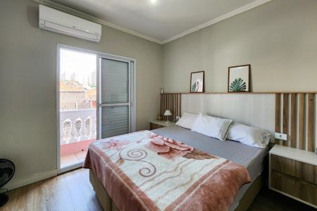 Casa à venda com 311m², 2 quartos e 2 vagas Casa à venda com 311m², 2 quartos e 2 vagasSuíte