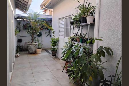 Casa à venda com 206m², 4 quartos e 3 vagas