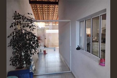 Casa à venda com 206m², 4 quartos e 3 vagas