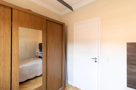 Casa à venda com 156m², 4 quartos e 4 vagasQuarto 2