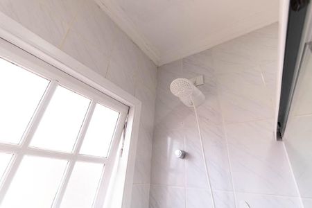 Casa à venda com 156m², 4 quartos e 4 vagasBanheiro Social