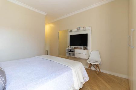 Casa à venda com 156m², 4 quartos e 4 vagasSuíte 2