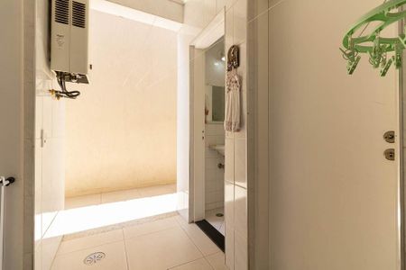 Casa à venda com 156m², 4 quartos e 4 vagasLavanderia