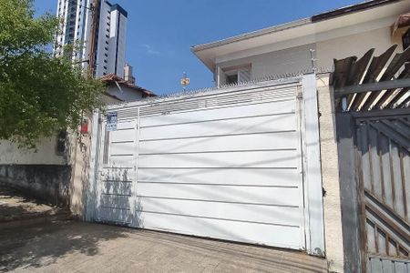 Casa à venda com 156m², 4 quartos e 4 vagasFachada