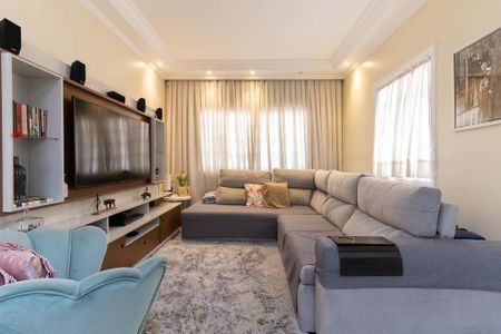 Casa à venda com 156m², 4 quartos e 4 vagasSala