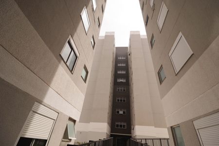 Apartamento para alugar com 62m², 3 quartos e 1 vaga Apartamento para alugar com 62m², 3 quartos e 1 vagaFachada