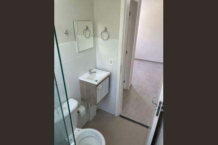 Banheiro de apartamento para alugar com 2 quartos, 44m² em Jardim Dora, Jacareí