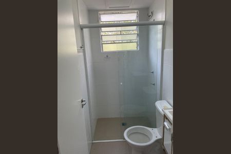 Banheiro de apartamento para alugar com 2 quartos, 44m² em Jardim Dora, Jacareí