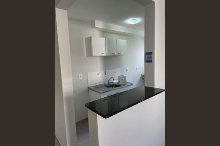 Cozinha de apartamento para alugar com 2 quartos, 44m² em Jardim Dora, Jacareí