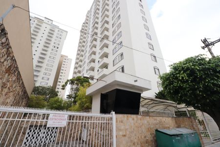 Apartamento à venda com 75m², 2 quartos e 1 vagaFachada