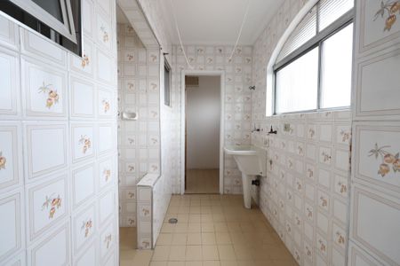 Apartamento à venda com 75m², 2 quartos e 1 vagaÁrea de Serviço