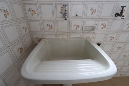 Apartamento à venda com 75m², 2 quartos e 1 vagaÁrea de Serviço