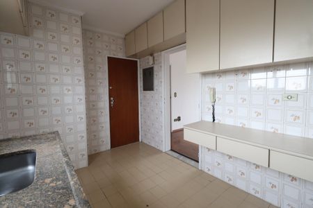 Apartamento à venda com 75m², 2 quartos e 1 vagaCozinha