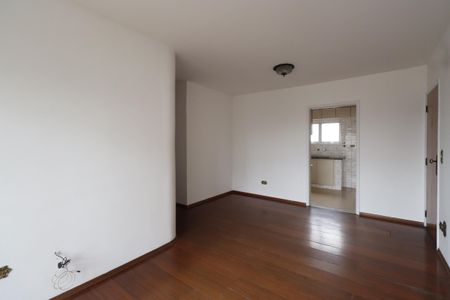 Apartamento à venda com 75m², 2 quartos e 1 vagaSala