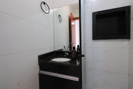 Apartamento para alugar com 45m², 2 quartos e sem vagaBanheiro