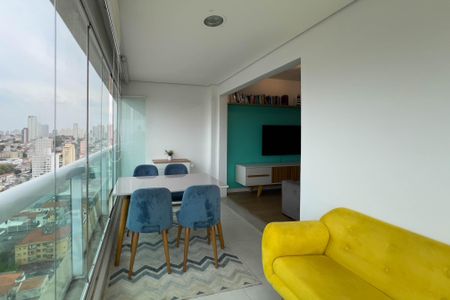 Apartamento à venda com 57m², 1 quarto e 1 vagaVaranda